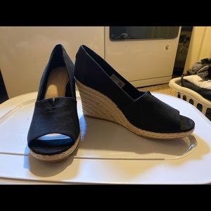 Toms espadrilles 9.5